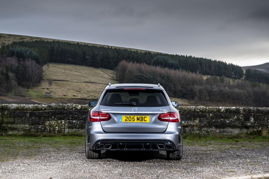  Mercedes-AMG C63 S Estate (S205) 2018 года  (UK) (фото 23 из 36)